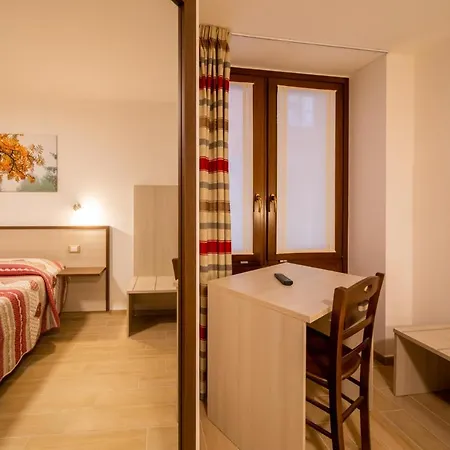 Chambres d'hôtel à Rosy-2